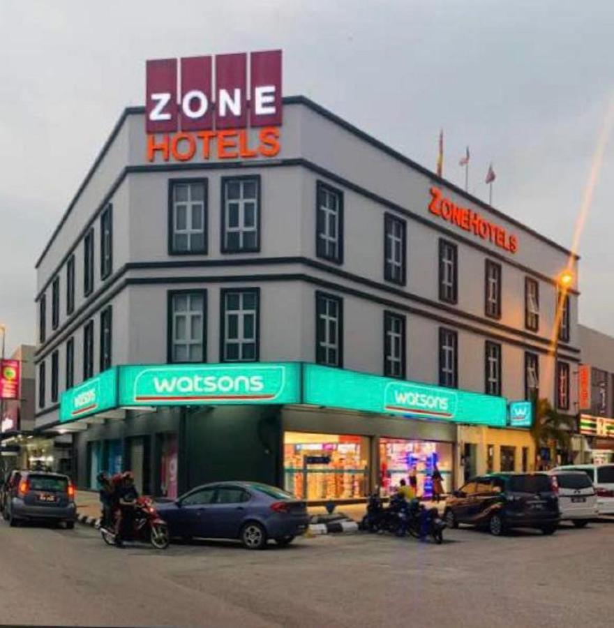 Zone Hotels, Telok Panglima Garang Teluk Panglima Garang Экстерьер фото