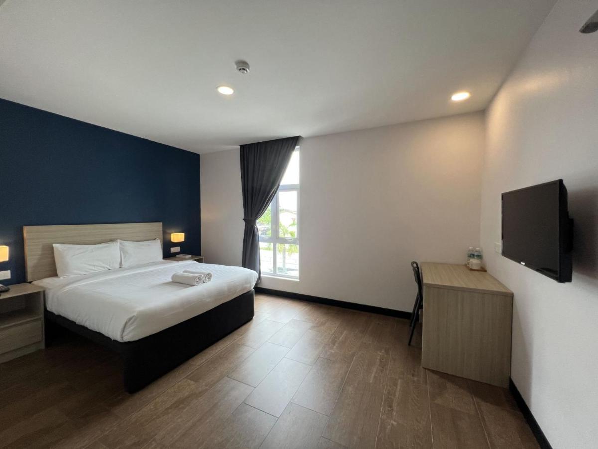 Zone Hotels, Telok Panglima Garang Teluk Panglima Garang Экстерьер фото